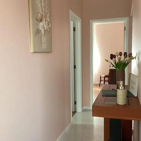 Casa Cales - Grande Feriehus Angra do Heroísmo