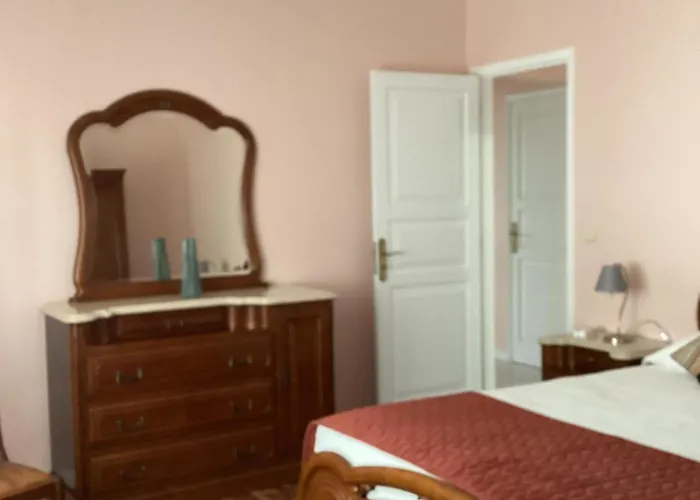 Casa Cales - Grande * アングラ・ド・エロイーズモ